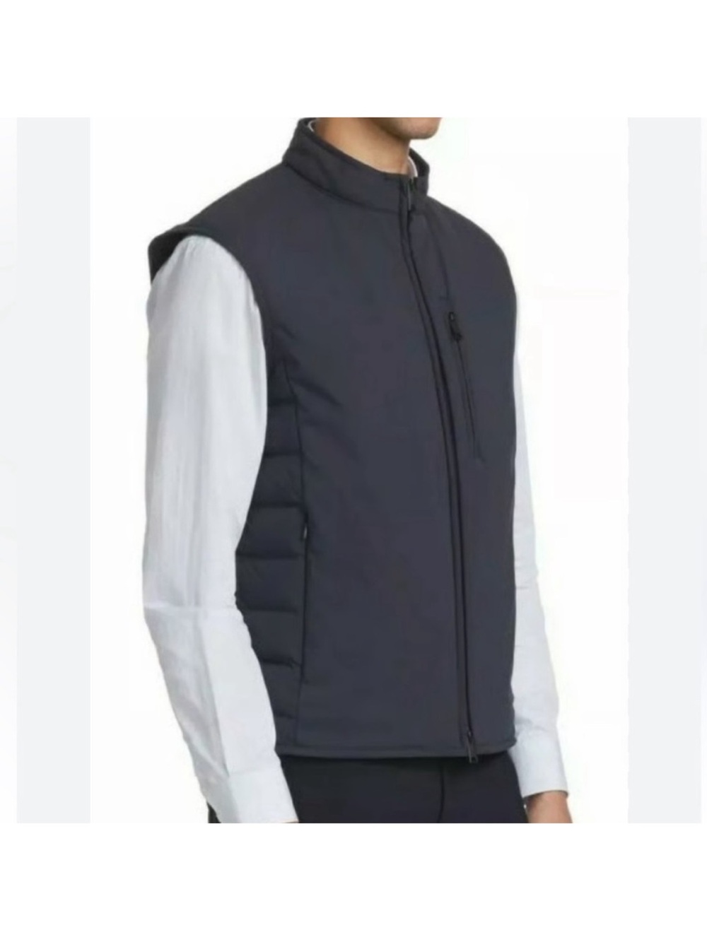 Emporio Armani Lightweight
Down
Vest Size EU52 Men Navy Blue
Quilted dad core.